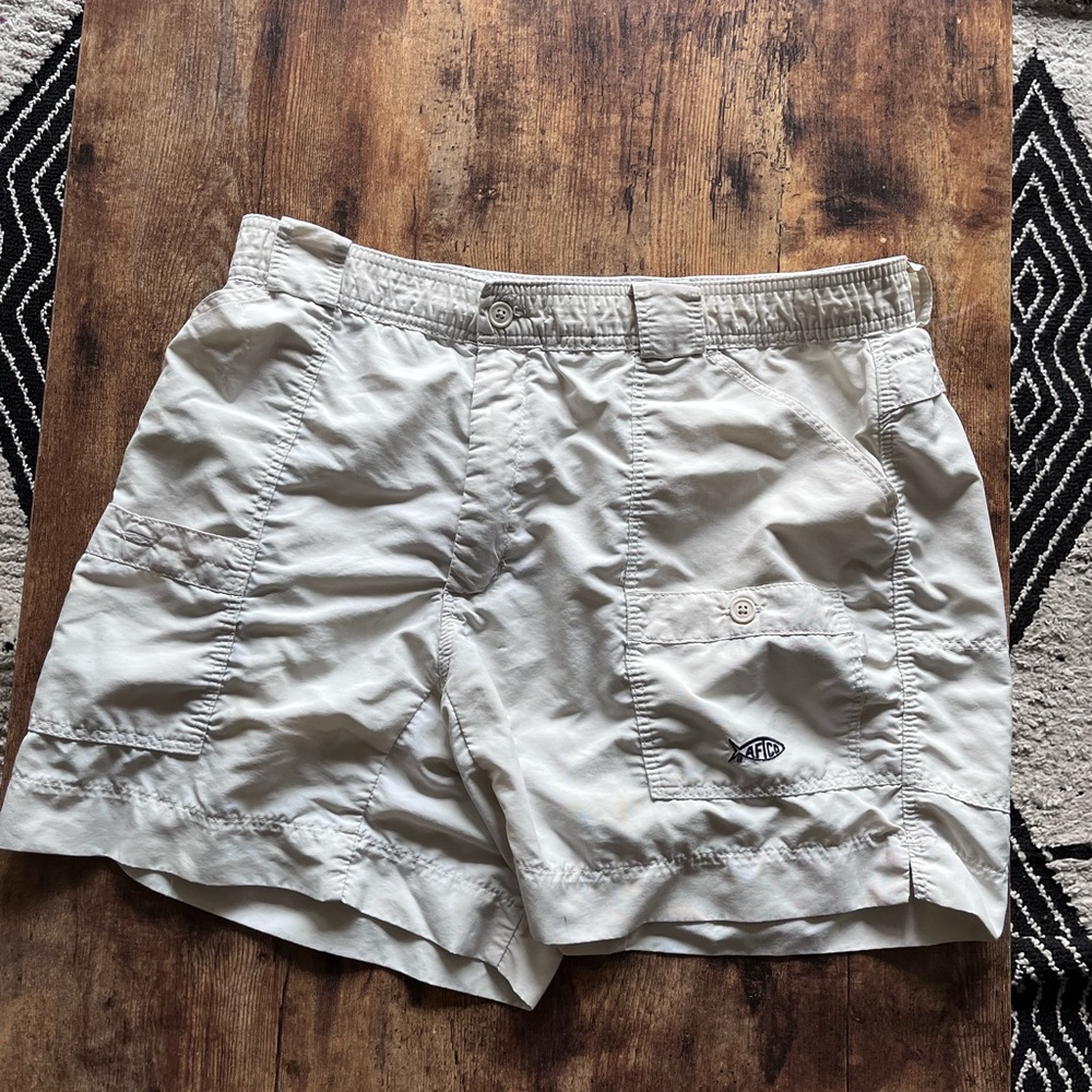 Aftco shorts 34 stone color
